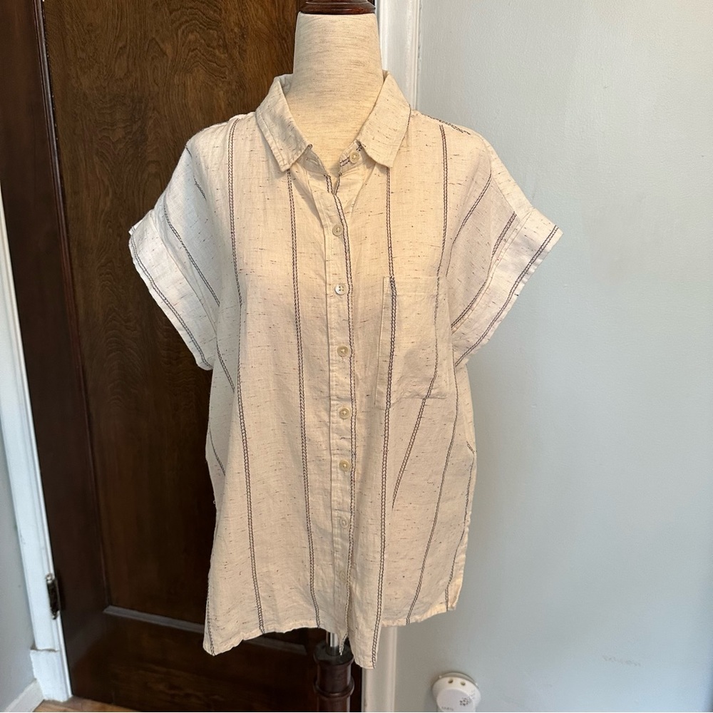 Velvet Heart Marled Cuffed Sleeve Button Down Stitch Detail Shirt